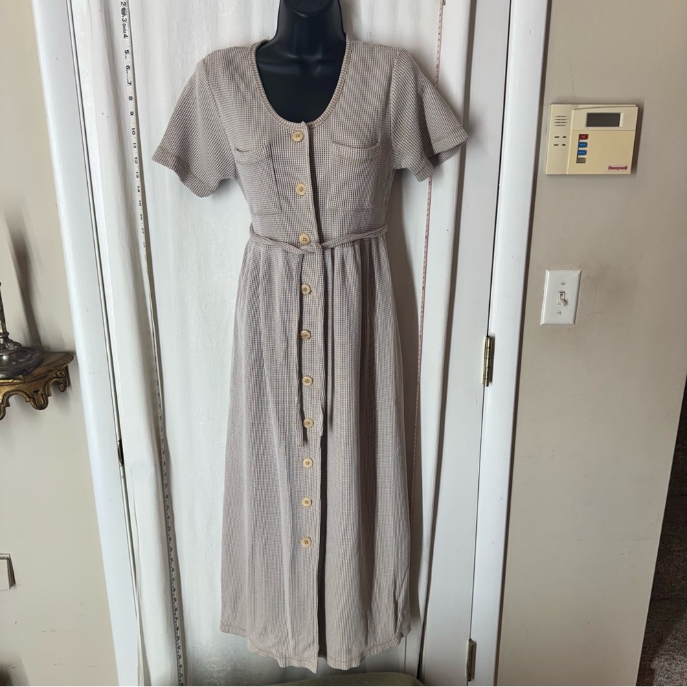 Vintage Metropolitan New York Waffle Fabric Dress